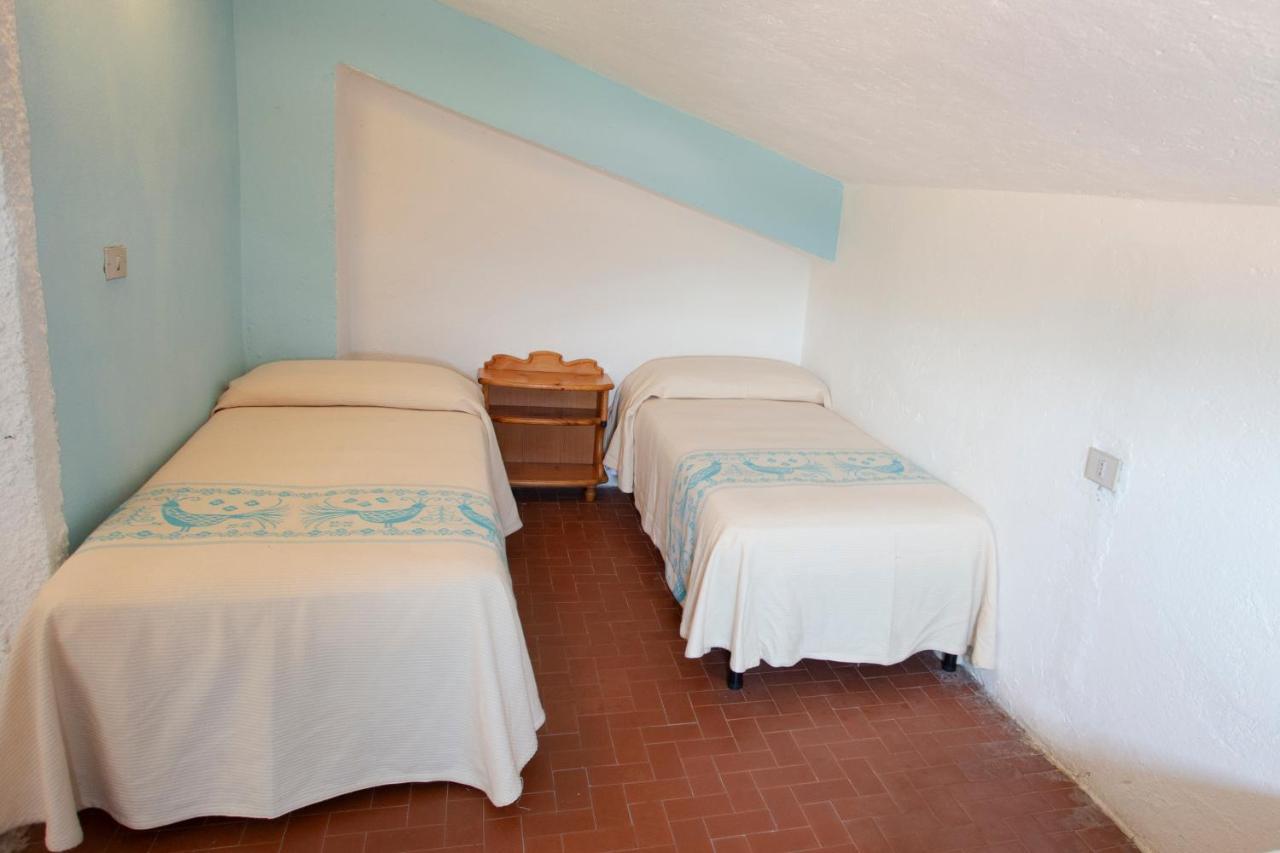 Hotel Al Faro San Teodoro  Zewnętrze zdjęcie