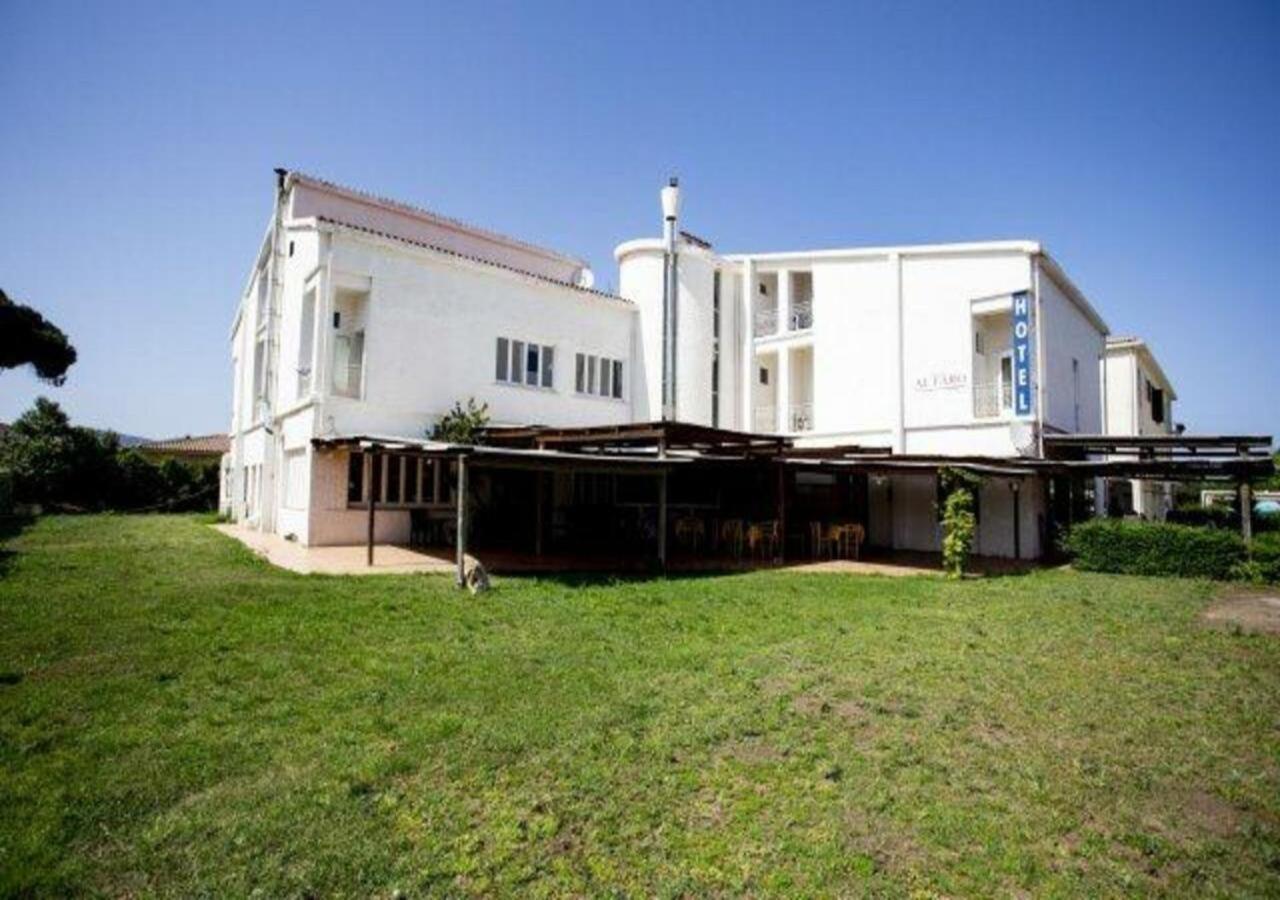 Hotel Al Faro San Teodoro  Zewnętrze zdjęcie