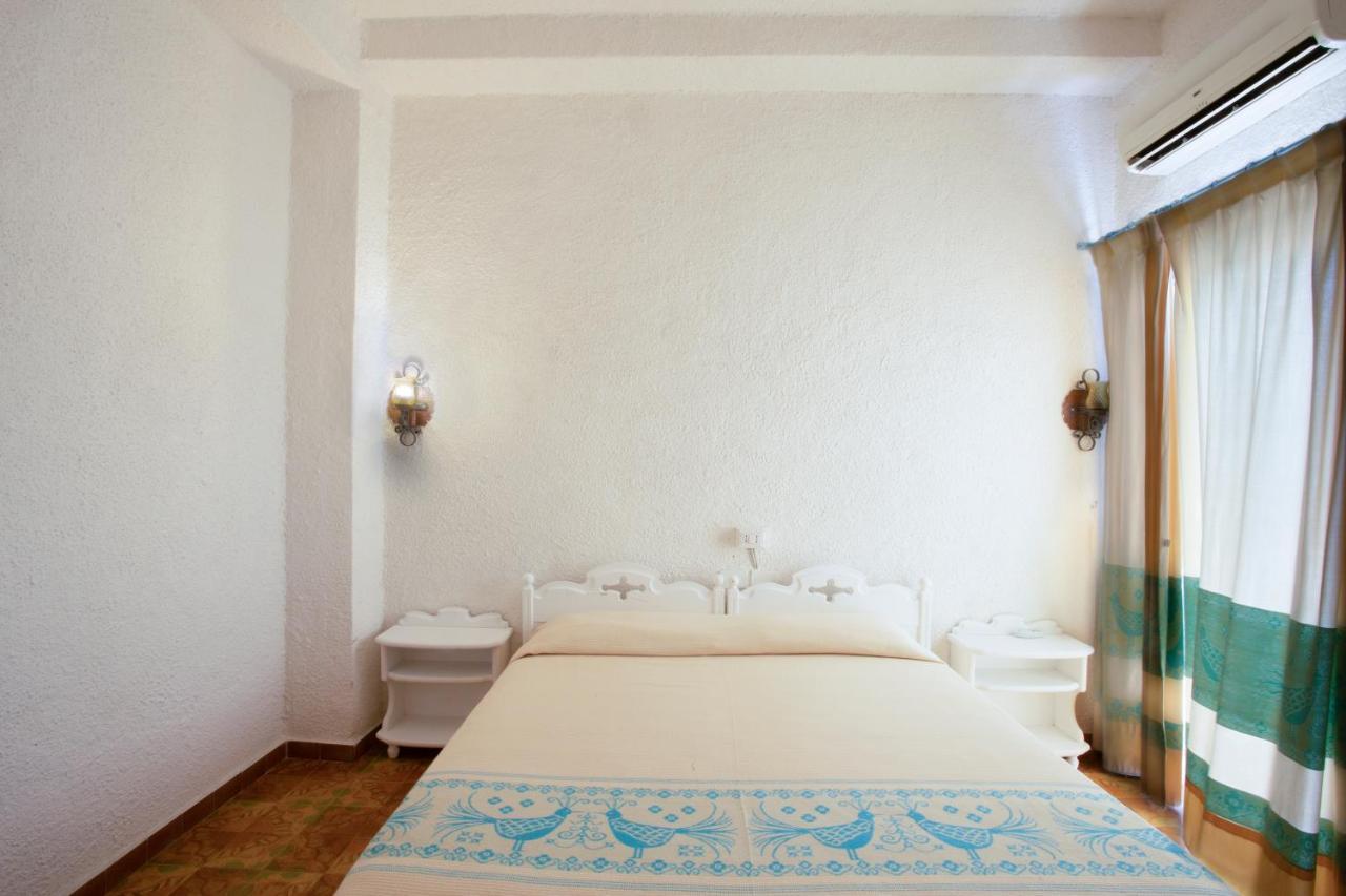 Hotel Al Faro San Teodoro  Zewnętrze zdjęcie